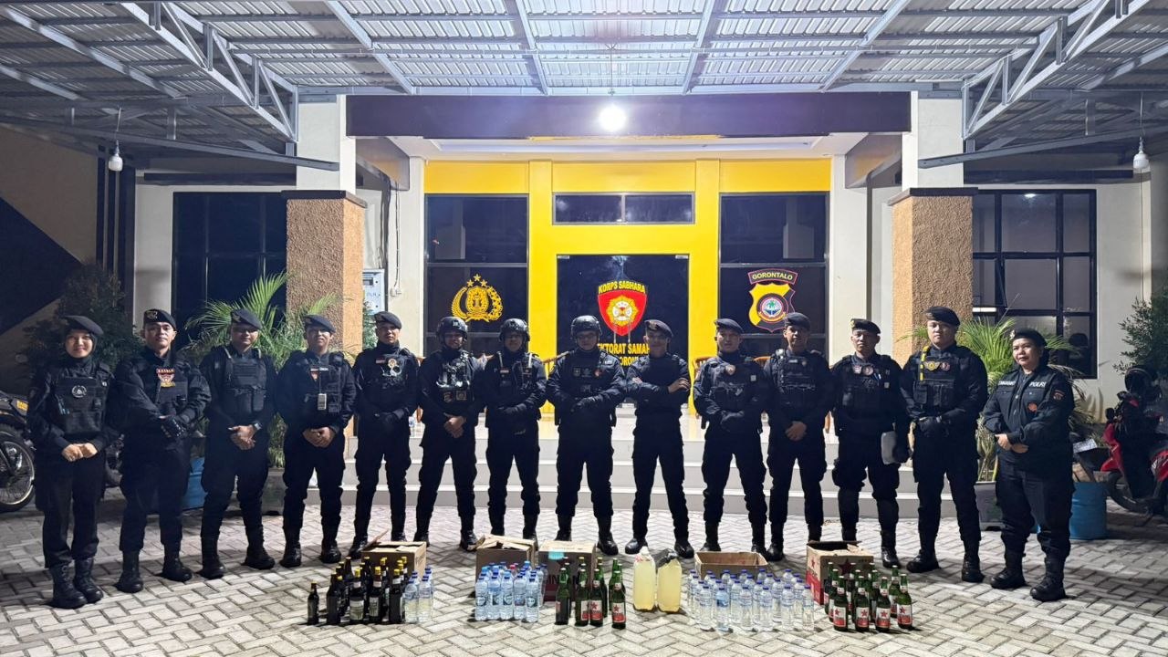 Patroli 3P Polda Gorontalo Sita 114 Botol Miras dan Bubarkan Balap Liar di Bone Bolango, Puluhan Remaja Dibina