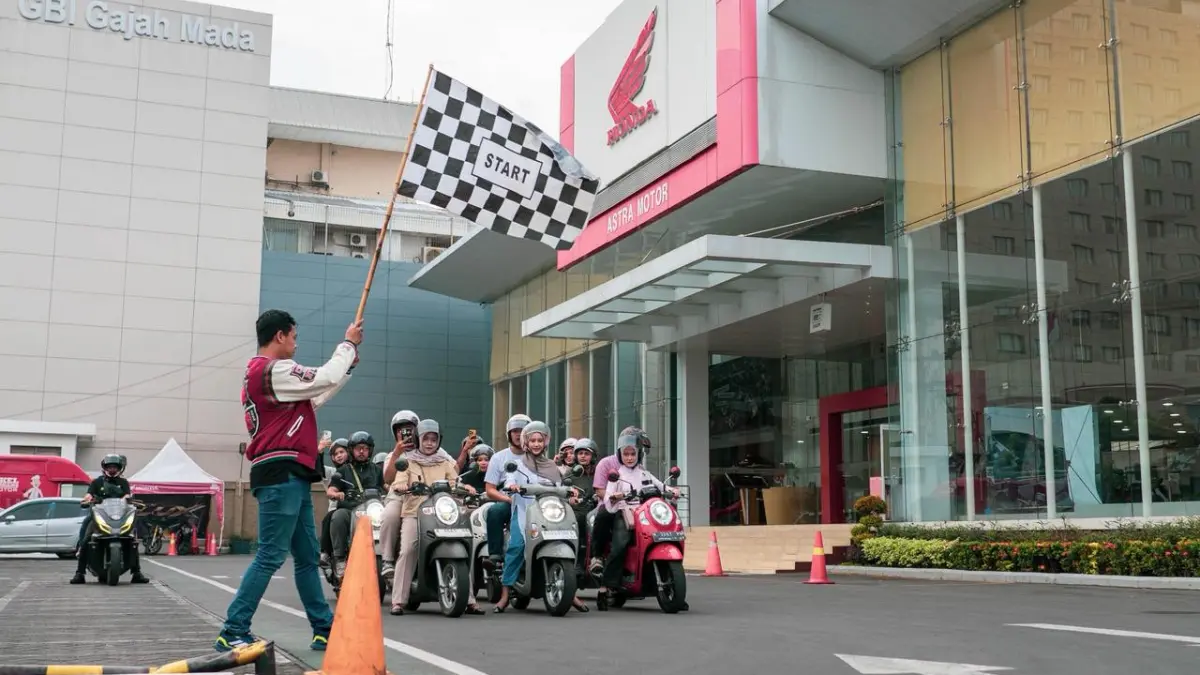 Astra Motor Semarang Libatkan 20 Pasangan dalam City Riding 