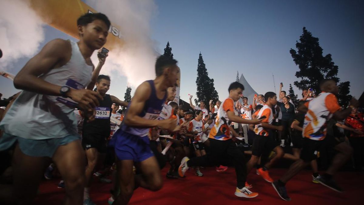 Ribuan Peserta Ramaikan Jogja Run D-City 2026 di GIK UGM, Dibuka Langsung Bos LPS