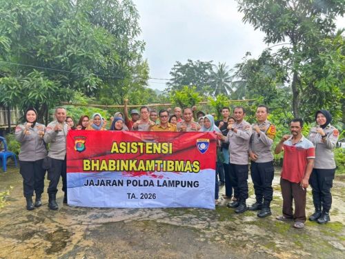 Bhabinkamtibmas Polda Lampung Asistensi Budidaya Ikan Bioflok dan Ternak Kambing di Desa Sungai Langka untuk Ketahanan Pangan