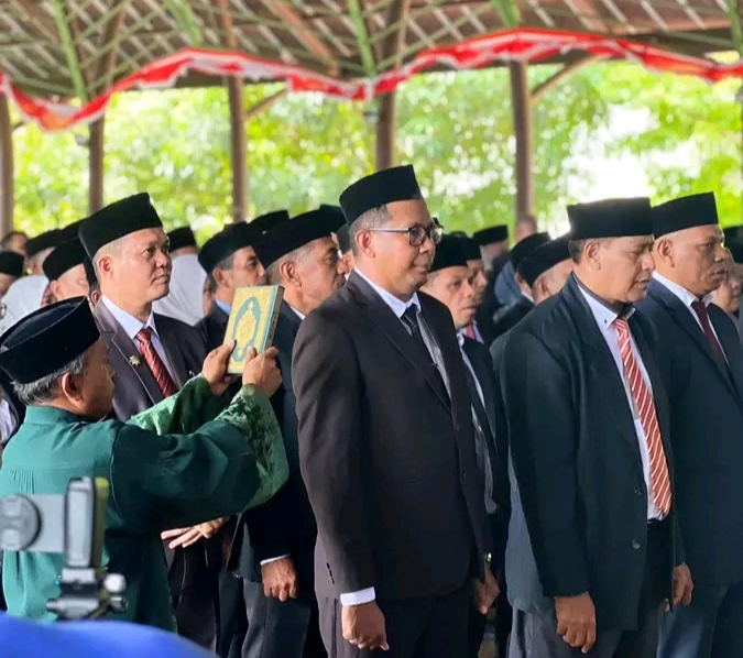 Bupati Maluku Tengah Mutasi 149 ASN Eselon III dan IV, 43 Pejabat Administrator Masuk Golongan 3b