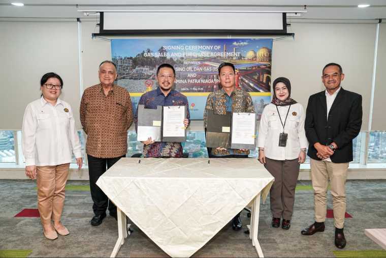 Pertamina Patra Niaga dan Indo Sino Oil Gas Teken Kontrak Gas Bumi untuk Kilang Balikpapan, Pasokan Mengalir Mulai 2026