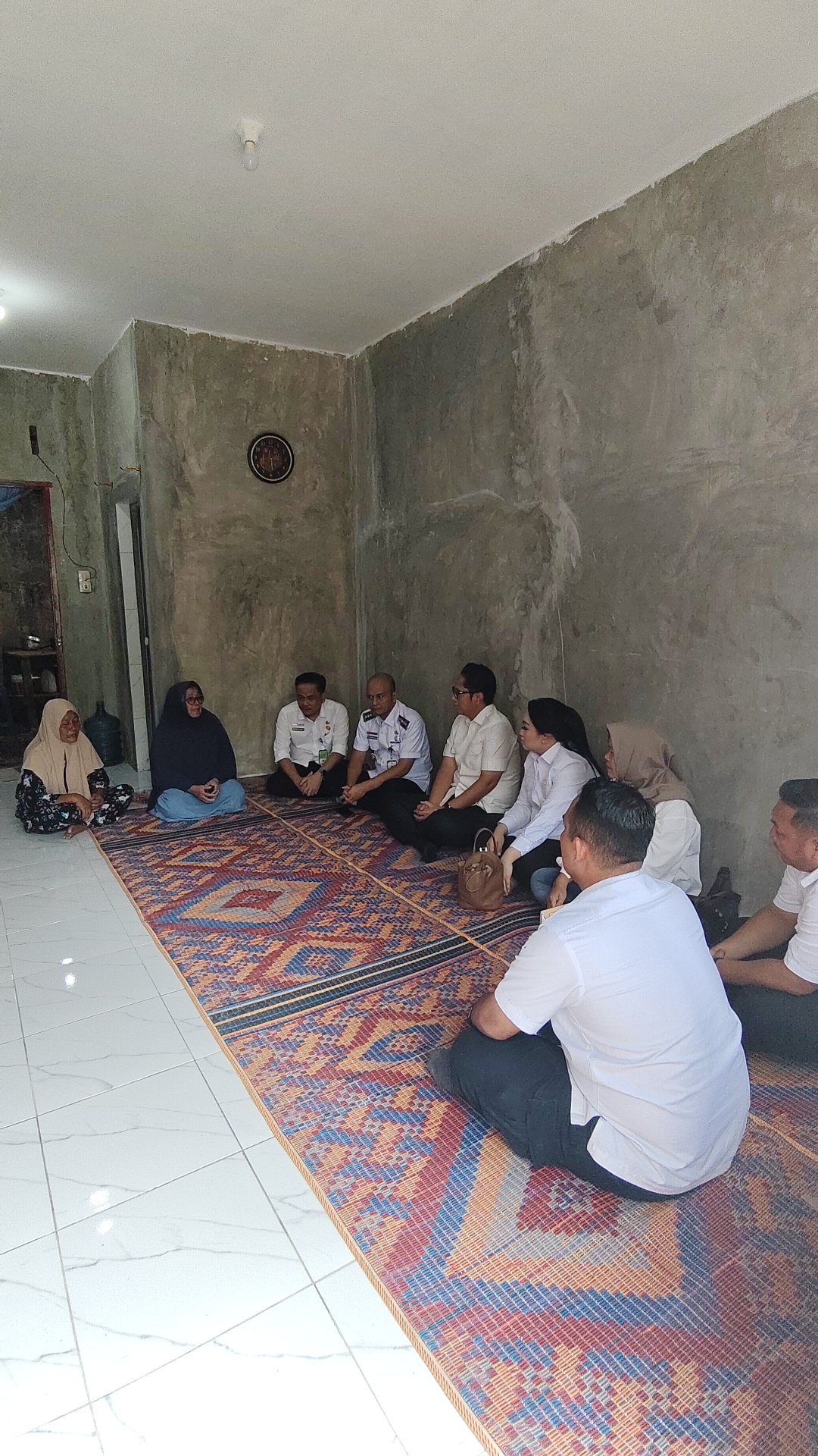 Wali Kota Medan Rico Waas Tinjau Rehabilitasi RTLH di Medan Tuntungan, Catat Pengecatan Belum Rapi dari 213 Unit Target