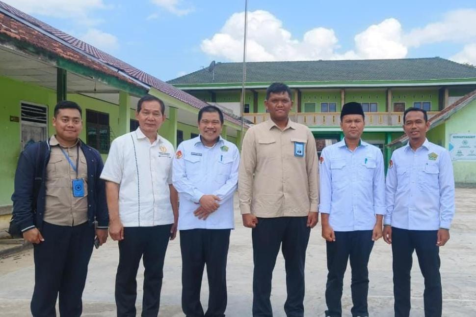 Kemenag Lampung Timur Dampingi Tim Setneg Tinjau Kesiapan Madrasah Jelang Kunjungan Wapres di Way Bungur