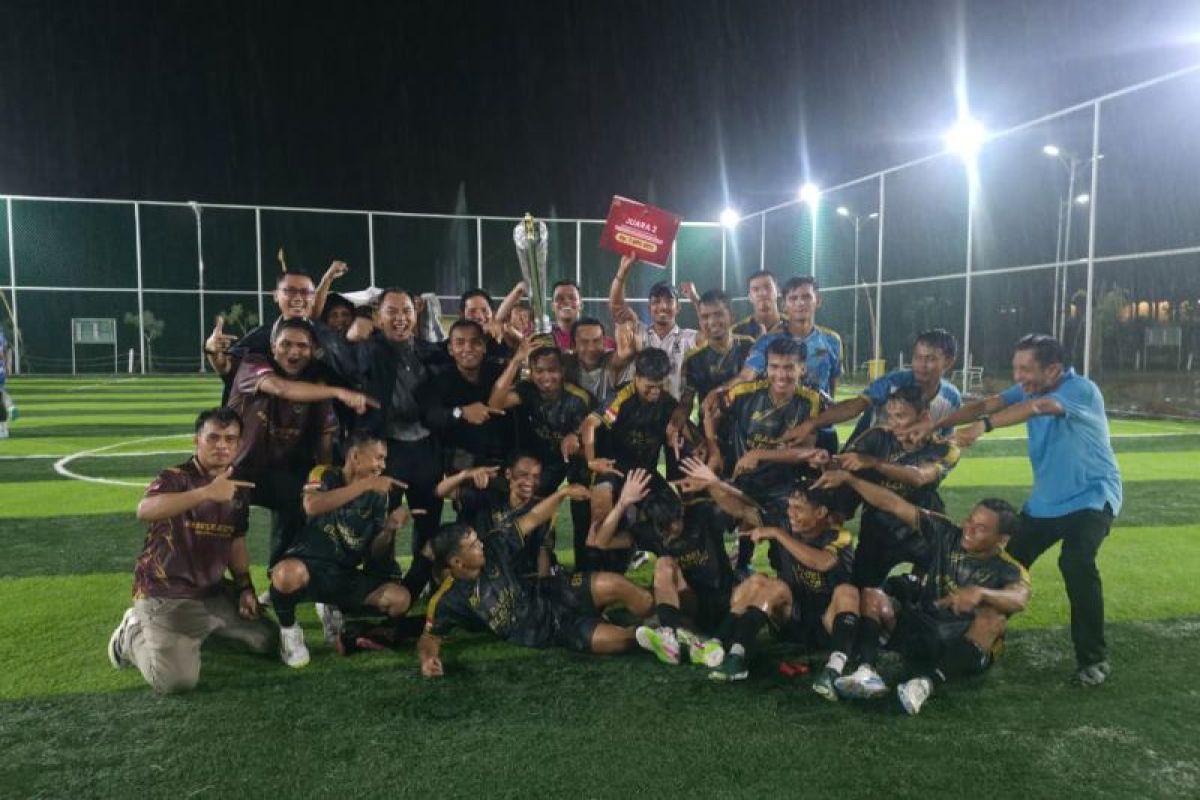 PLN Babel FC Raih Juara 2 Turnamen Mini Soccer Bhayangkara Babel 2026, GM Apresiasi Semangat Tim