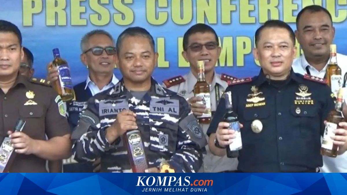 Lanal Lampung Gagalkan Penyelundupan 1.437 Liter Miras Ilegal di Pelabuhan Bakauheni, Pita Cukai Diduga Palsu