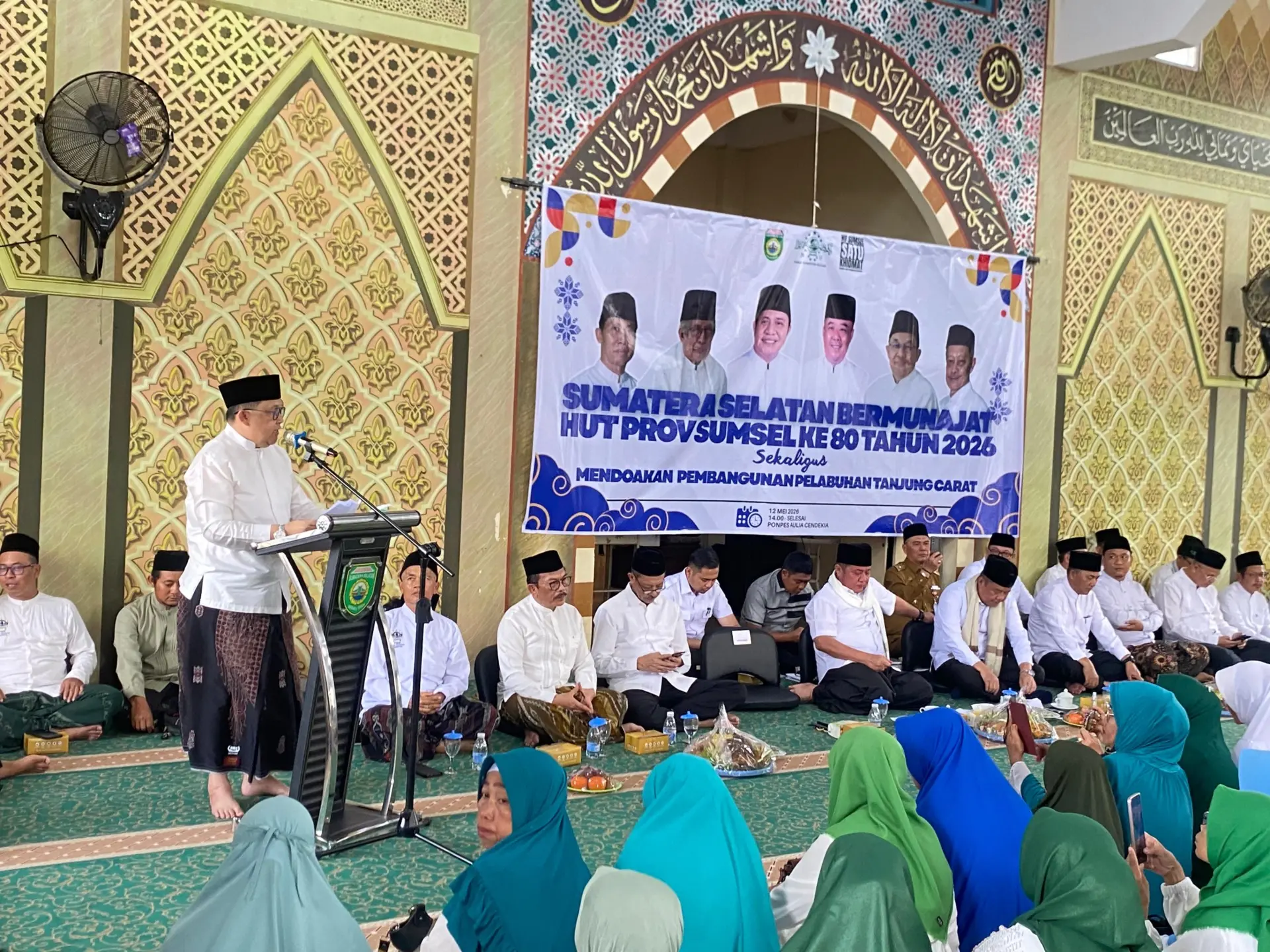 Haru dan Khidmat di Sumsel Bermunajat HUT ke-80, Kiai Hendra Bacakan Sajak “Sumatera Selatan yang Keramat”