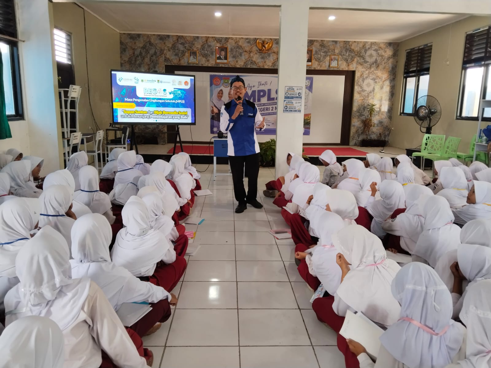 360 Siswa Baru SMPN 2 Mauk Dibekali Literasi Digital, Relawan TIK Ingatkan Jejak Digital Abadi