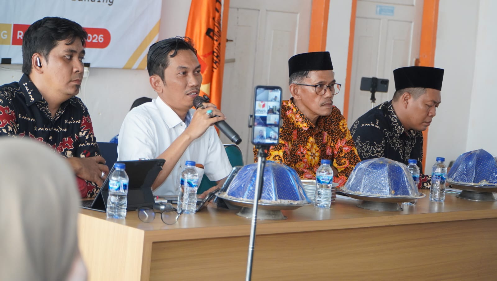 Bawaslu Soppeng Bedah Vonis Bebas Pelanggaran Pemilu, Soroti Kelalaian Administrasi Tim Kampanye