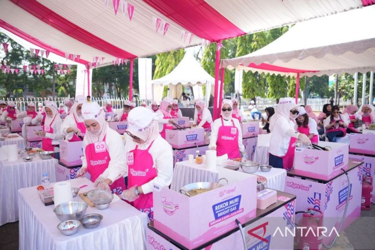 Pertamina Catat Rekor MURI Masak Serentak di 8 Kota, 8.100 Porsi Dibagikan untuk Ojol dan Panti Asuhan