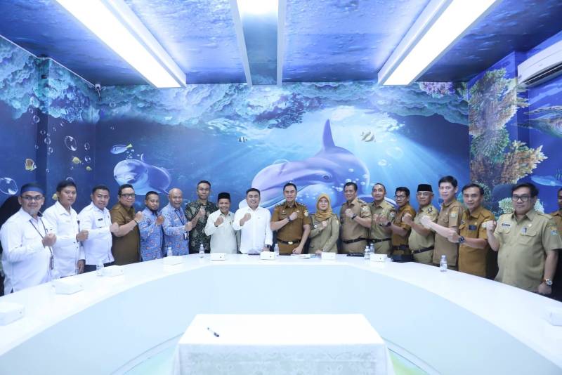 Pemprov Sultra Teken 7 Perjanjian Pemanfaatan Aset Daerah, Kawasan Eks MTQ Disewa Perumda Selama 2 Tahun
