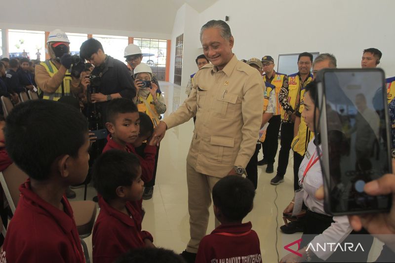 Menteri PU Pastikan Sarana Sekolah Rakyat Terintegrasi di Kupang Siap Digunakan, Akses Jalan 5 Km Segera Diperbaiki