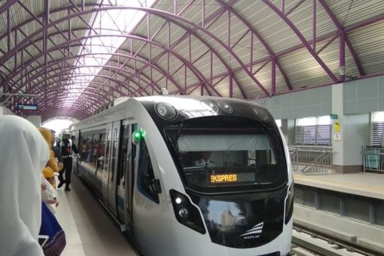 CFD Ampera Dorong Rekor Penumpang LRT Sumsel: 17.240 Orang Naik Moda Kereta di Hari Pertama, Stasiun Ampera Melonjak 150 Persen