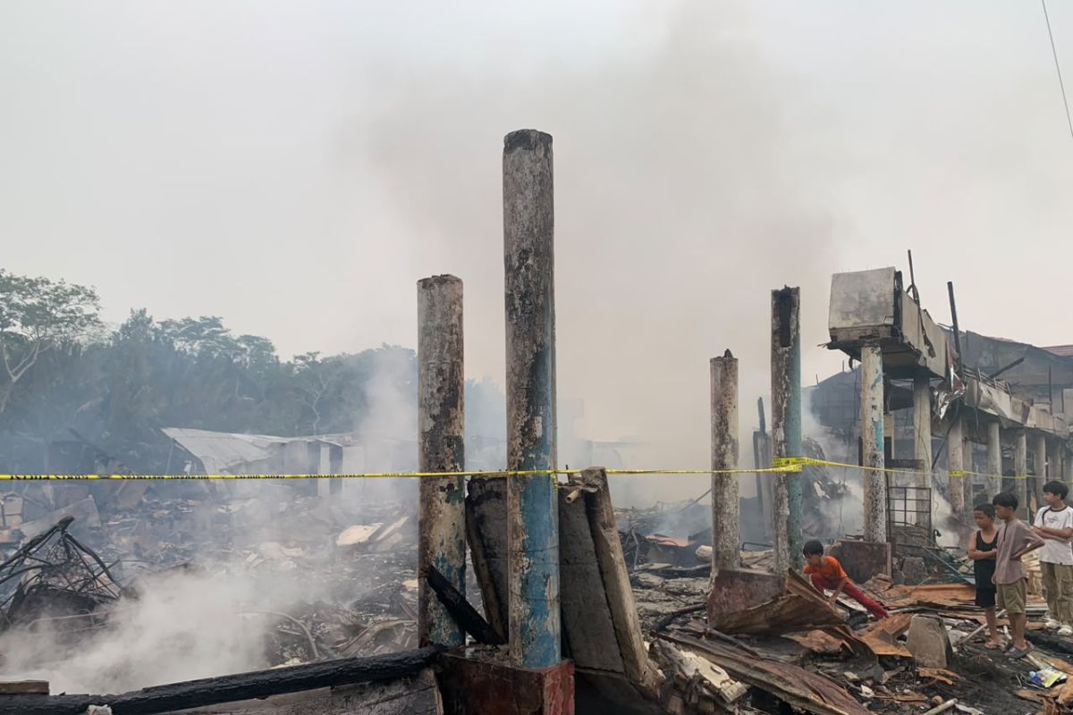 Kebakaran Pasar Sungai Duri di Bengkayang Hanguskan 50 Ruko, Kerugian Ditaksir Rp 70 Miliar