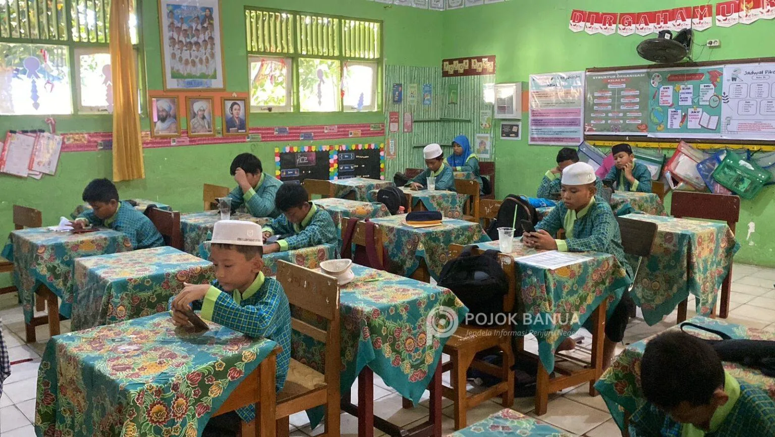 Dukung Pembatasan Ponsel Siswa SD-SMA di Banjarbaru, Orang Tua Ungkap Alasan di Baliknya