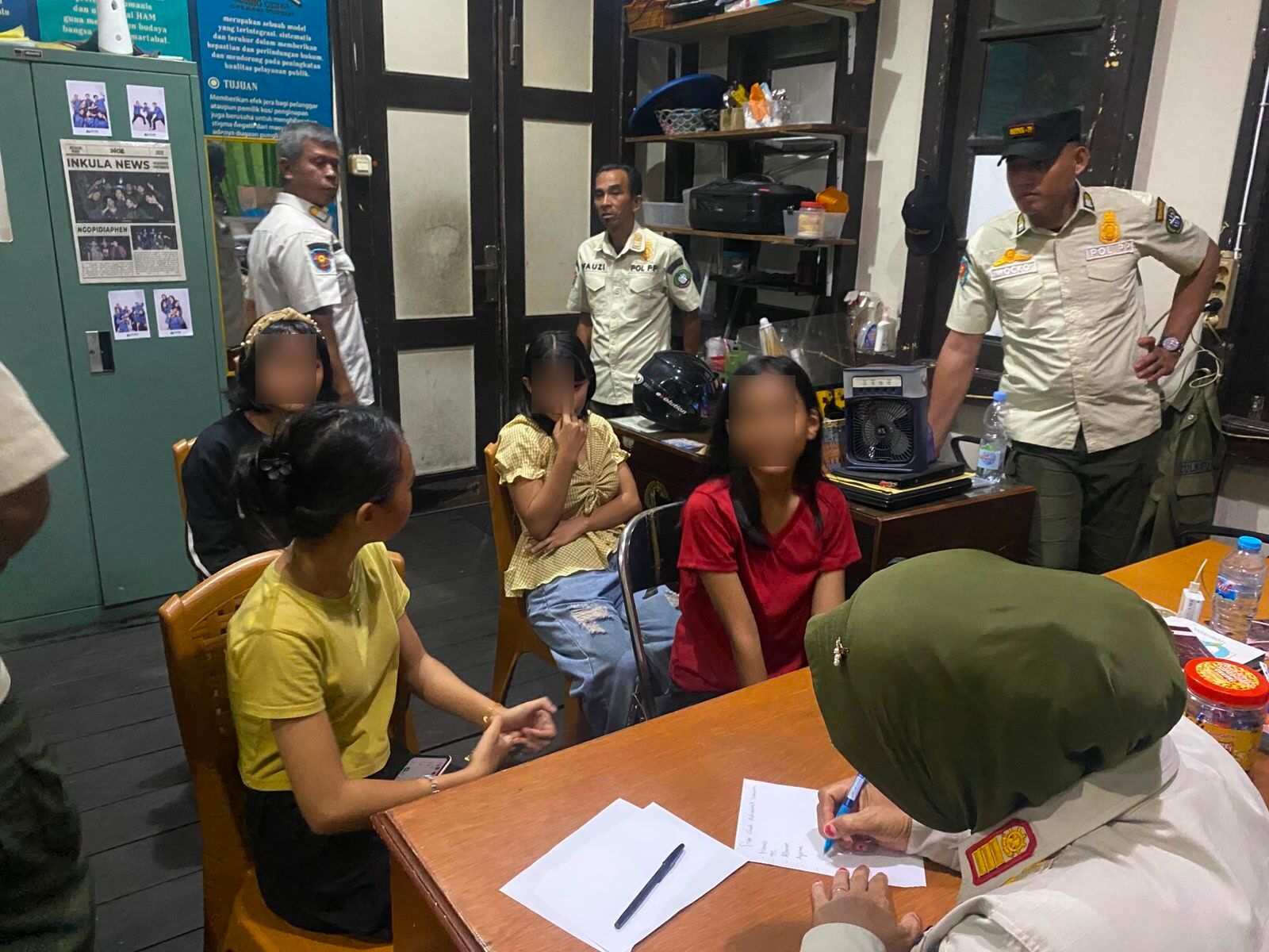 Empat Anak di Bawah 18 Tahun Terjaring Patroli Jam Malam Satpol PP Pontianak, Tiga di Antaranya dari Wajok
