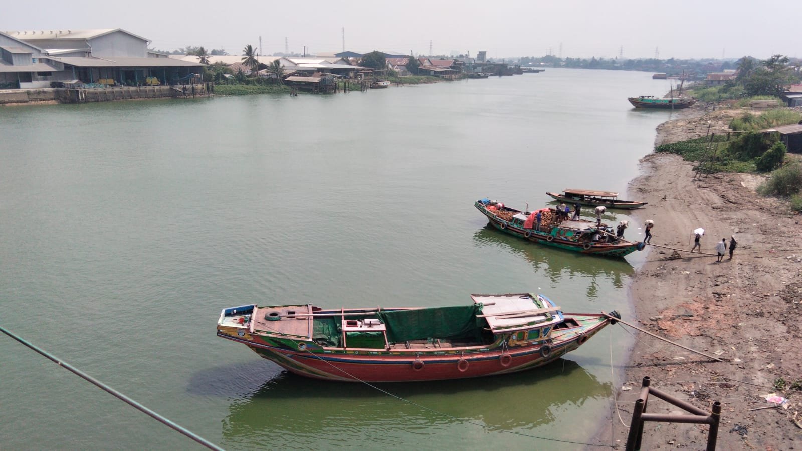 Air Sungai Ogan di Ogan Ilir Berubah Kebiruan Selama Tiga Hari, Warga Diimbau Tak Konsumsi Air Sungai