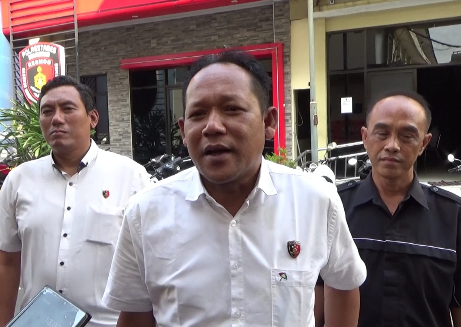 Polrestabes Semarang Tangkap Pembacok Pemuda di Dadapsari, Motif Rampas HP untuk Dijual ke Pihak Ketiga