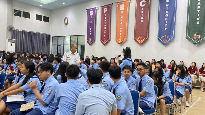 Kanwil Kemenkum Jateng Bekali Pelajar SMA Kristen YSKI Semarang soal Bullying, Narkoba, hingga Jerat Hukum Medsos