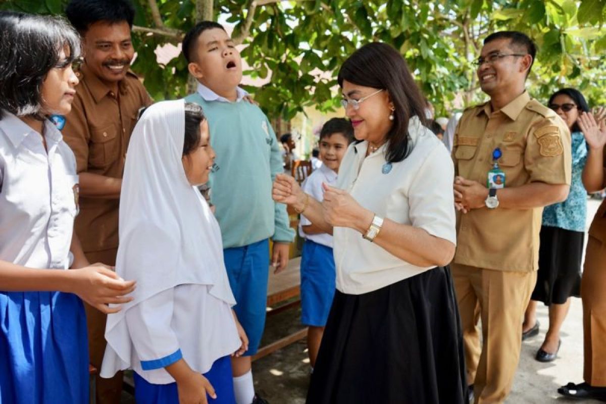 Dinas Dukcapil Pematangsiantar Jemput Bola Rekam KIA untuk 60 Siswa SLB Negeri dan Sanggar Anak Balita