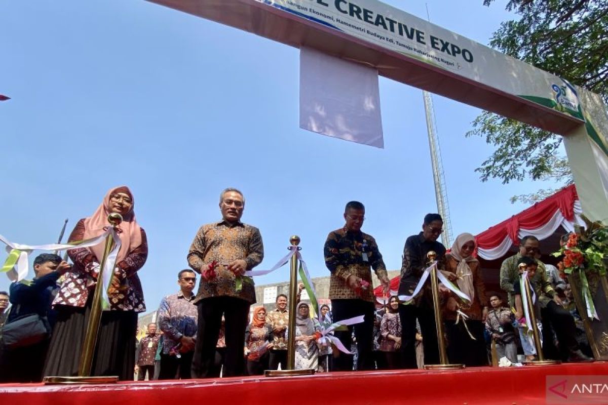 Bantul Creative Expo 2026 Resmi Dibuka, 100 Stan UMKM Siap Tampil hingga 9 Agustus, Target Transaksi Rp 2,3 Miliar