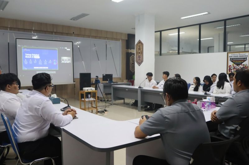 25 Peserta Maganghub Batch II Kemenkum Kalteng Ikuti Pengarahan Etika Kerja dan Kedisiplinan