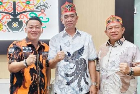 Ketua MPC Pemuda Pancasila Palangka Raya Sampaikan Belasungkawa atas Wafatnya Ibunda Pembina Timerasi Labat