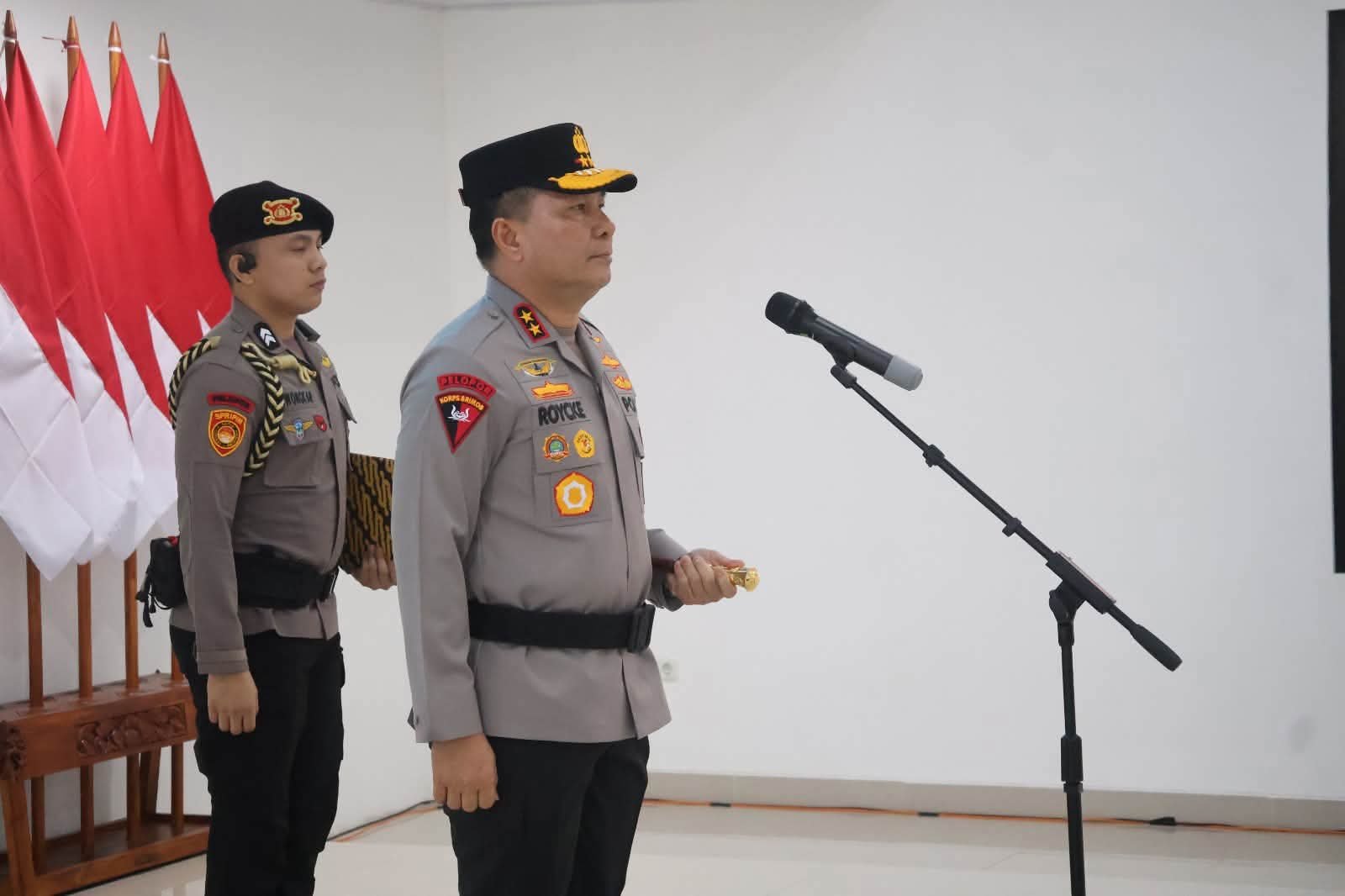Kapolda Sulut Roycke Harry Langie Rotasi 7 Kapolres dan Sejumlah Pejabat Utama, Ini Arahan Khusus untuk Wilayah Perbatasan