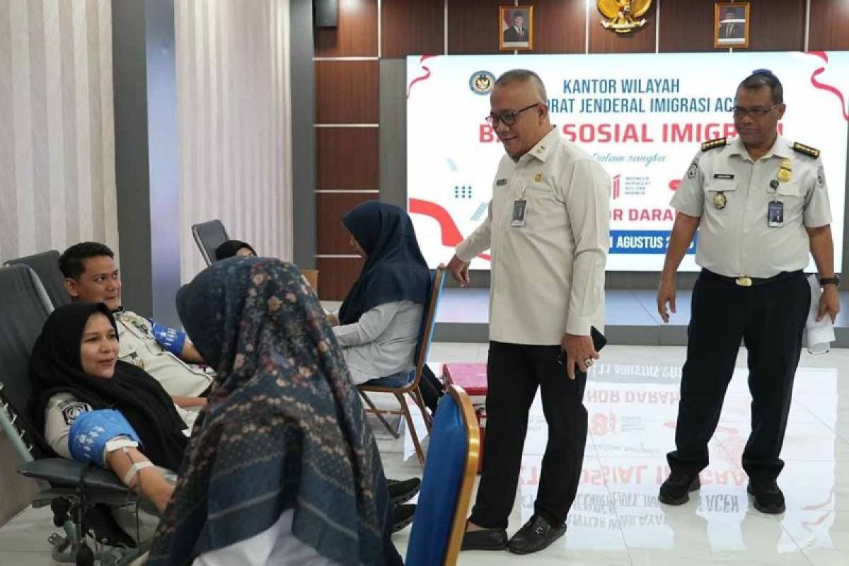Imigrasi Aceh Gelar Donor Darah Peringati HUT ke-81 RI, Tato Juliadin Hidayawan: Setetes Darah Sangat Berarti bagi Sesama