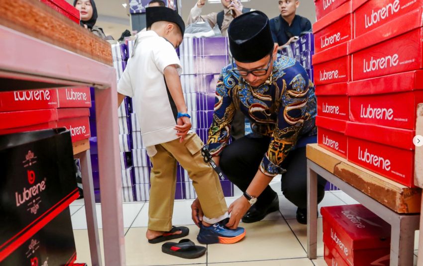 Wali Kota Medan Rico Waas Ajak 428 Anak Yatim dan Dhuafa Belanja Baju Baru di Mal Sambut 10 Muharram