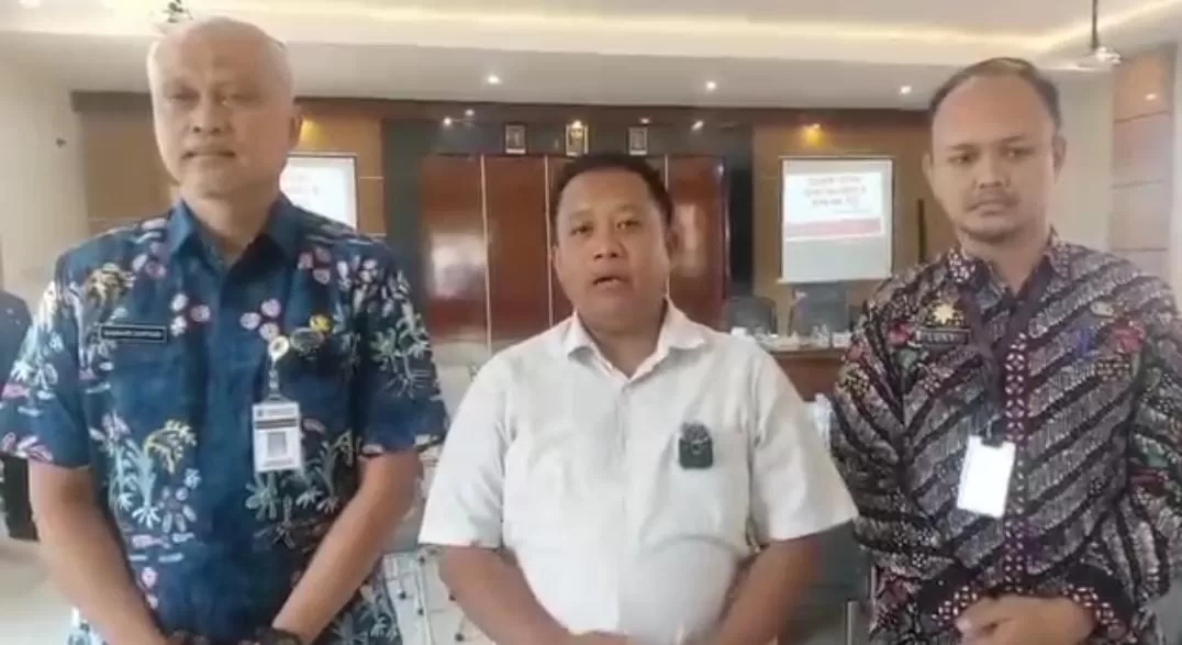 Lahan Parkir RSUD Kayen Terbatas, Pengunjung Parkir di Alun-alun Kayen, DPRD Usulkan Pembebasan Tanah ke Banggar