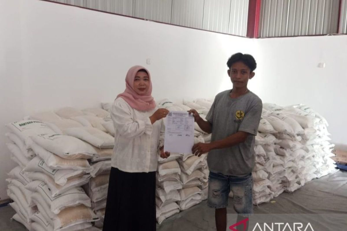 Bulog Belitung Salurkan Bantuan Pangan 803.040 Kilogram Beras untuk 26.768 Penerima di 88 Desa
