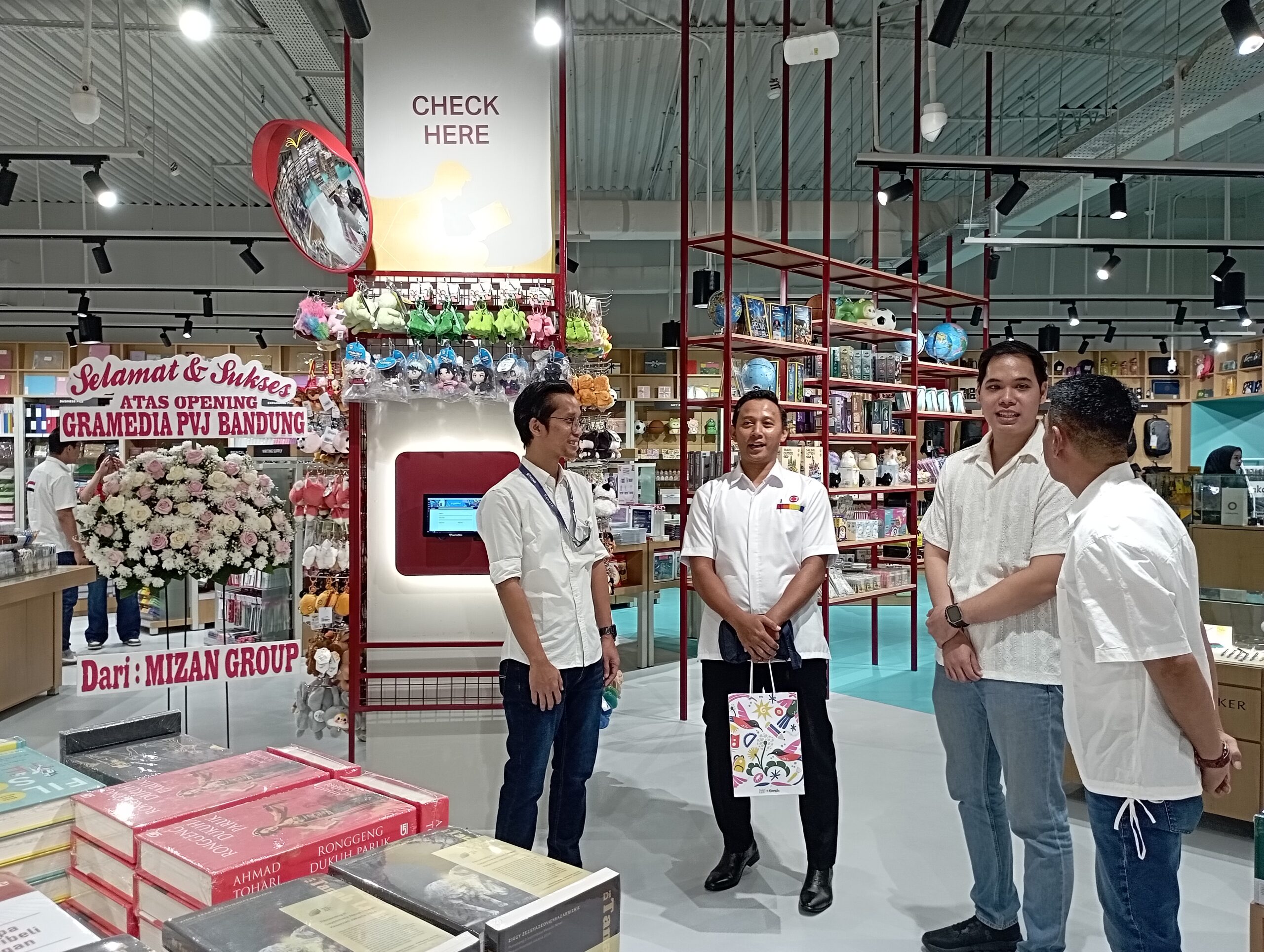 Gramedia PVJ Mall Bandung Resmi Buka Kembali dengan Wajah Baru, Transformasi Jadi Pusat Lifestyle dan Inspirasi