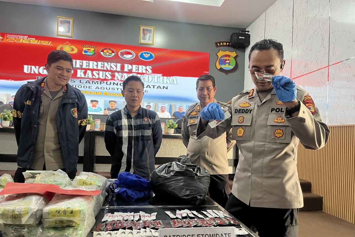 Polres Lampung Selatan Gagalkan Peredaran 769 Kartrid Etomidate di Pelabuhan Bakauheni, Empat Tersangka Ditangkap