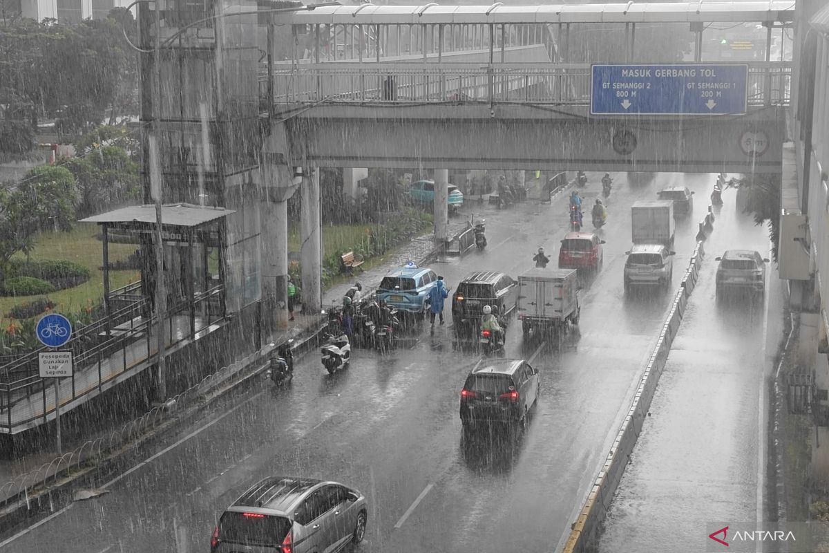 BMKG: Hujan Ringan Guyur Palembang Sabtu Ini, Warga Diimbau Waspada Saat Beraktivitas di Luar Ruangan
