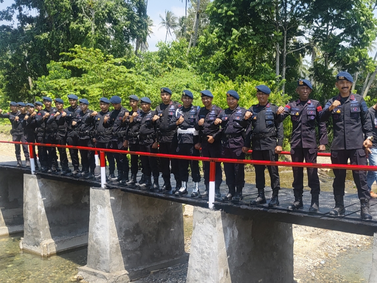 Brimob Batalyon C Pelopor Sulteng Bangun 3 Jembatan Presisi di Morowali, Garap 7 Hari Tanpa Anggaran