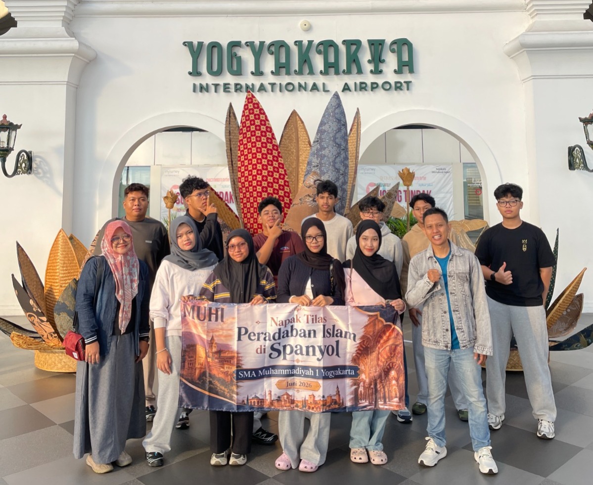 10 Siswa SMA Muhi Yogyakarta Berangkat ke Spanyol untuk Field Trip Budaya, Kunjungi Alhambra hingga Masjid Muhammadiyah