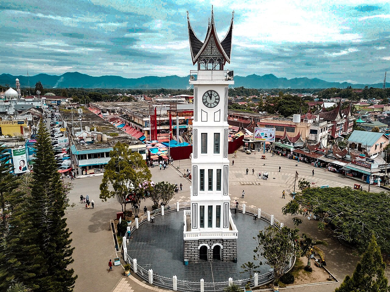 4 Musim Terbaik untuk Liburan ke Gorontalo: Cuaca, Ombak, dan Tips Waktu Berkunjung
