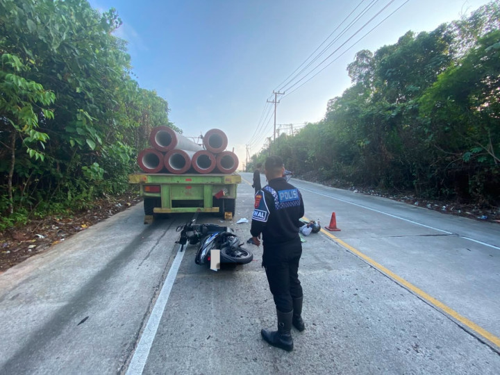Truk Mogok di Poros Bontang-Sangatta Diseruduk Pemotor, Warga Bontang Tewas di Kilometer 24