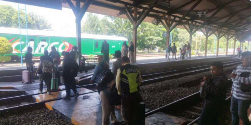 Libur Kenaikan Yesus Kristus, 10.674 Penumpang Kereta Api Padati Wilayah Tegal, Naik 25,6 Persen