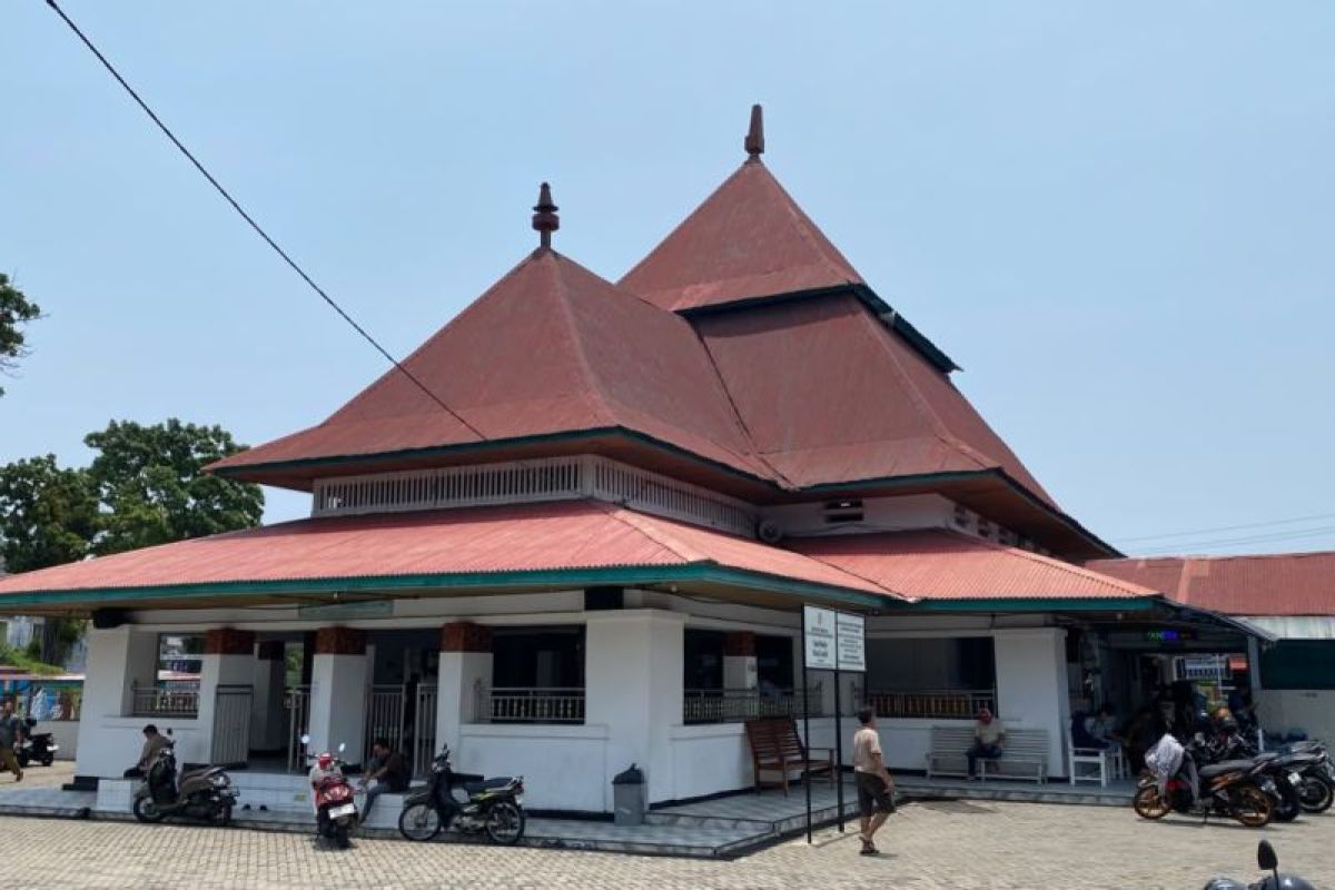 Masjid Jamik Bengkulu Rancangan Bung Karno Tetap Jadi Pusat Ibadah dan Tradisi Serapal Anam