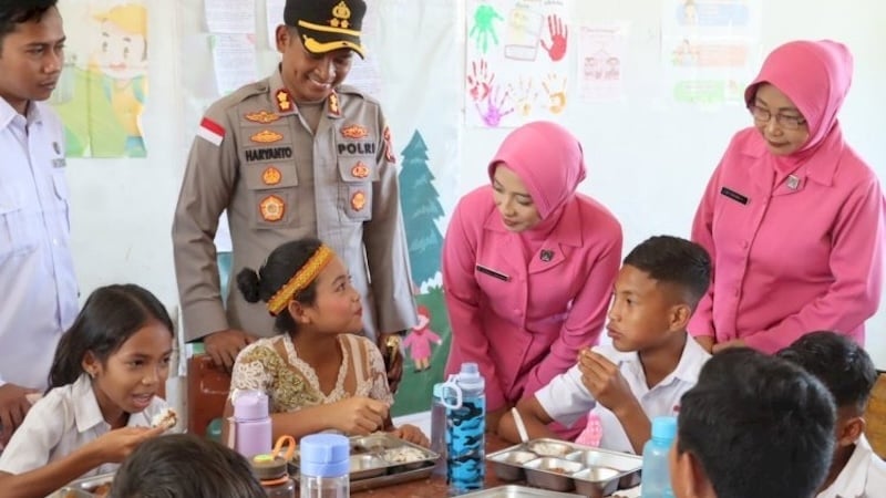Dapur MBG Polres Manggarai Timur Sempat Hentikan Distribusi ke 9 Sekolah, Alat Masak Rusak Jadi Penyebab