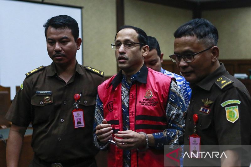 Nadiem Makarim Hadiri Sidang Tuntutan dengan Gelang Detektor di Kaki, Ini Aturan Hukum yang Mengikat