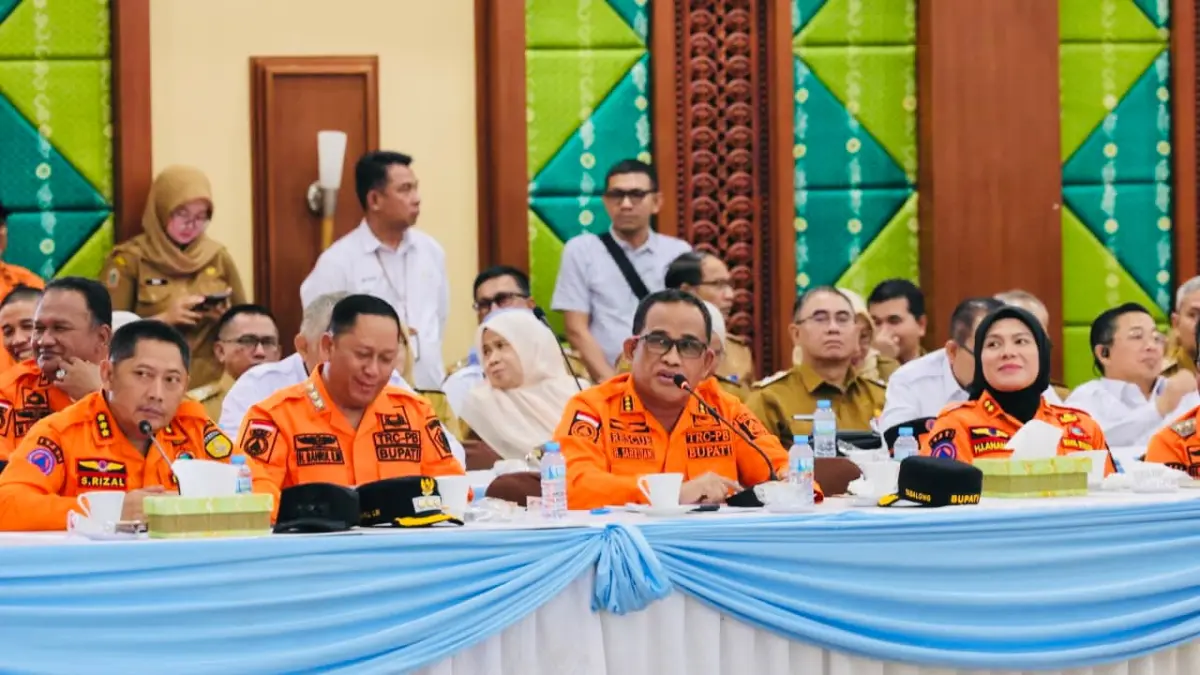 Pemprov Kalsel Siaga Penuh Hadapi Puncak Musim Kemarau 2026, Bupati HSU Ikut Apel Kesiapsiagaan Karhutla