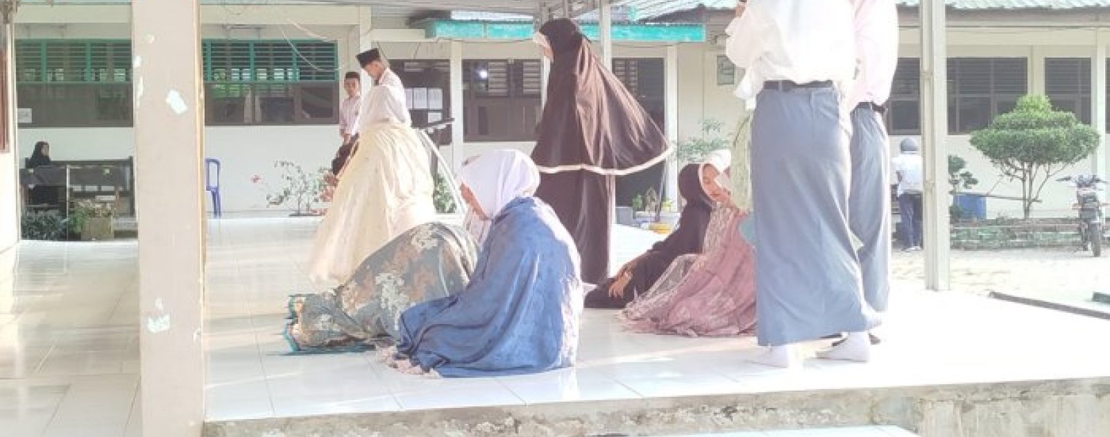 MAN 1 Muaro Jambi Kembali Aktifkan Salat Dhuha Berjamaah, Pembiasaan Karakter Religius Dimulai Lagi Setelah Matsama