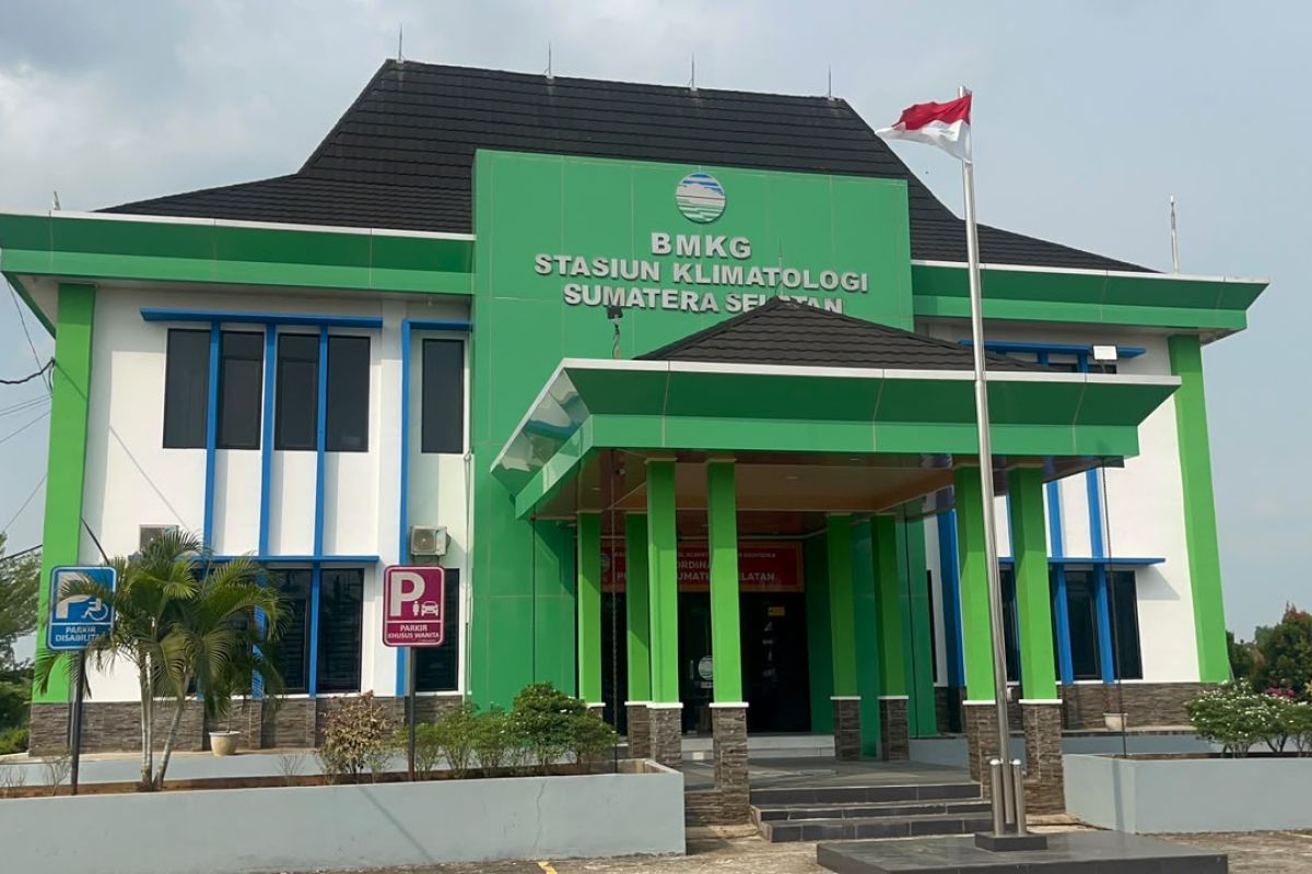 BMKG: Kualitas Udara Palembang Masuk Kategori Tidak Sehat, Konsentrasi PM2.5 Tembus 144,4 µg/m³