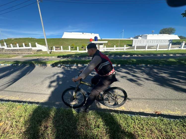 Sat Samapta Polresta Bengkulu Patroli Sepeda Sisir Tugu Pena hingga Benteng Marlborough, Balap Liar dan Curanmor Jadi Target Utama