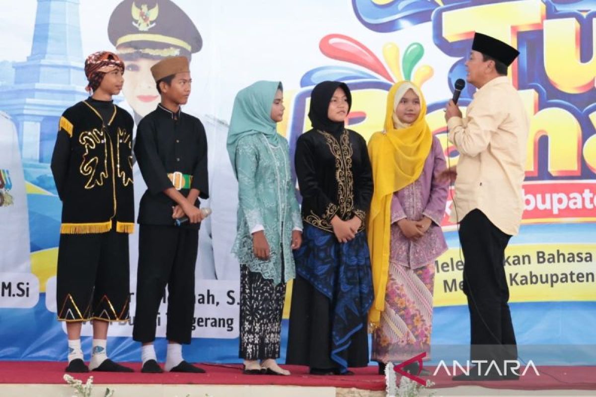 Pemkab Tangerang Siapkan Perbup Pelestarian Bahasa Sunda, Jawa, dan Betawi di Sekolah