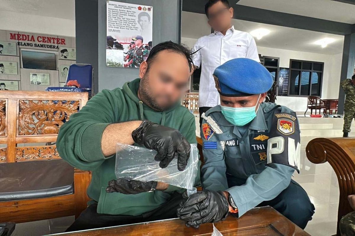 Lanal Karimun Gagalkan Penyelundupan Sabu 1.084 Gram dan 582 Butir Ekstasi dari Malaysia, Seorang Nakhoda Ditangkap