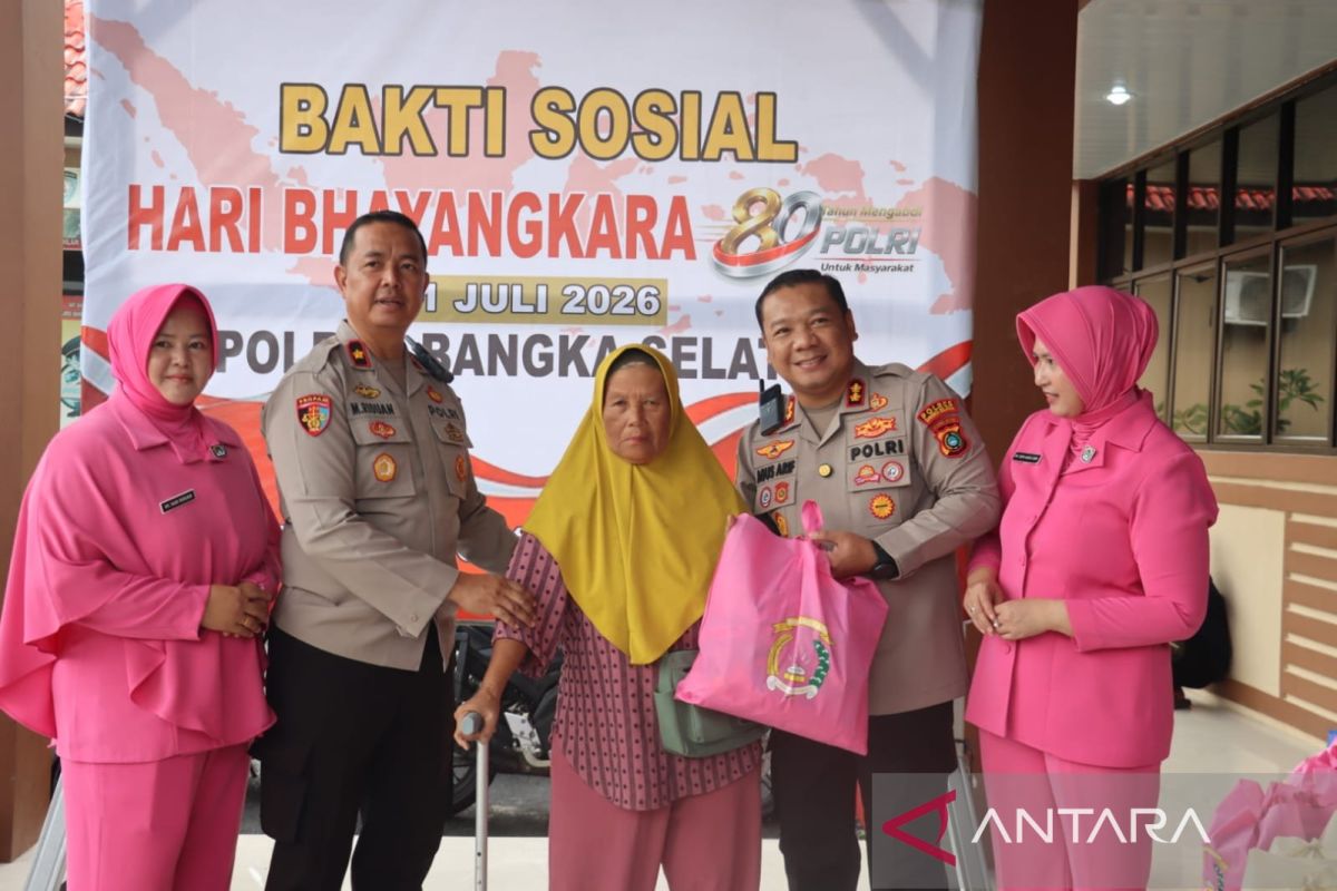 Polres Bangka Selatan Bagikan 125 Paket Sembako ke Lansia, Disabilitas, dan Yatim Piatu Sambut HUT Bhayangkara Ke-80
